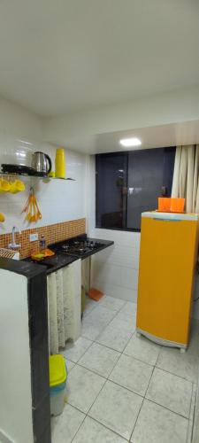 Dapur atau dapur kecil di Guest House Renascer K&W