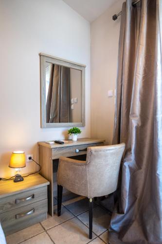 Posezení v ubytování Votsalakia Hotel & Luxury Apartments