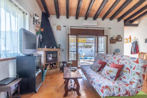 Goldhome - Requesens - Piscina privada, cerca playa