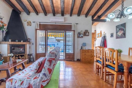 Goldhome - Requesens - Piscina privada, cerca playa