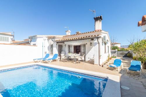 Goldhome - Requesens - Piscina privada, cerca playa