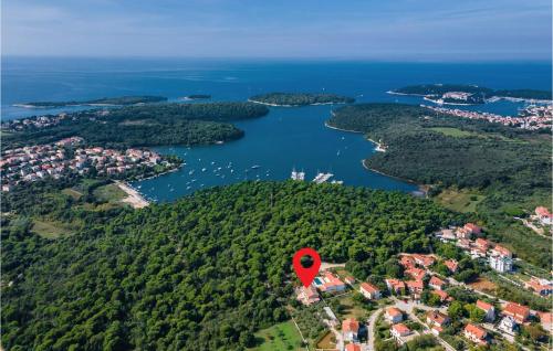 Amazing Home In Pula With Wifi