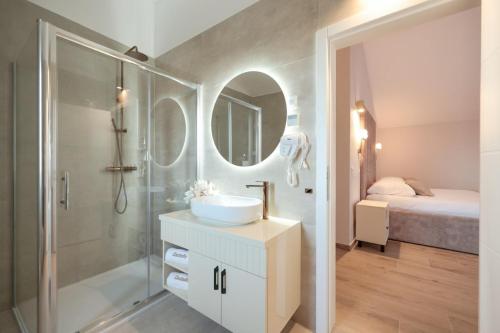 Koupelna v ubytování Castello Exclusive rooms with breakfast - by TA Leut Agency