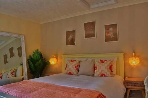 Voodi või voodid majutusasutuse Cosy Cottage, dog friendly with wood burner toas