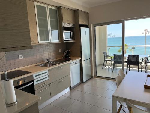 Pure Sea - Beach Apartment
