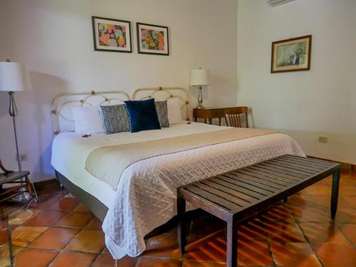 Letto o letti in una camera di Hotel El Farol