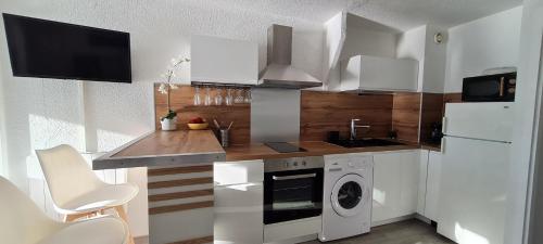 Appartement Vue Exceptionnelle sur la Mer, Piscine, Parking privé - Sur l'île des Pêcheurs photo 11
