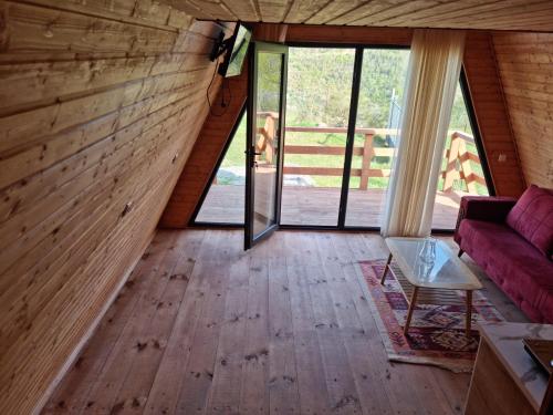 Gallery image of Cottage Tvishi in Tvishi