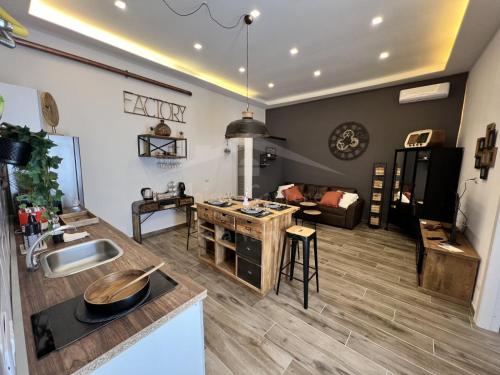 MAISON CANTONE