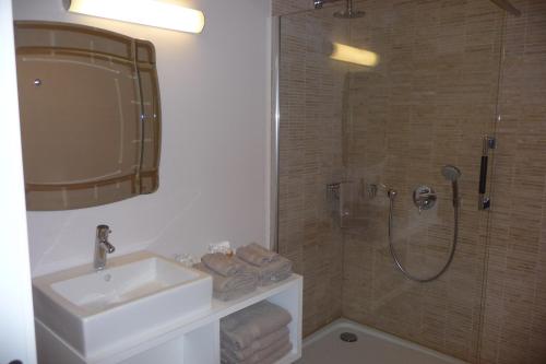 Koupelna v ubytování B&B Riche Terre