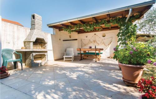 Gorgeous Apartment In Krk With House Sea View