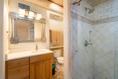 Et badeværelse på Las Brisas 24