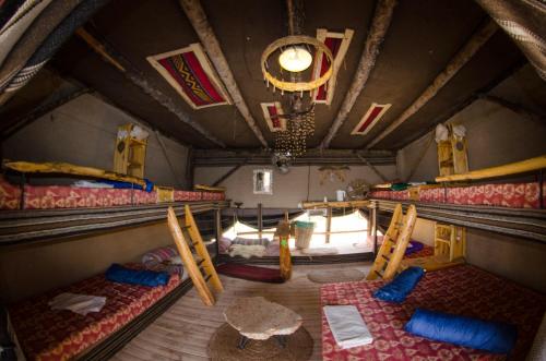 Voodi või voodid majutusasutuse Kfar Hanokdim - Glamping & Camping toas