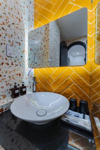 Ένα μπάνιο στο Q Boutique Hotel