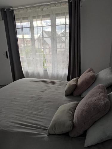 Ένα ή περισσότερα κρεβάτια σε δωμάτιο στο Chambre Ruaudin