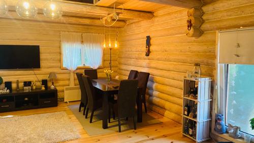 Dining area in the holiday home