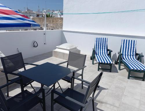 Casa Malakita with private seaview roof terrace