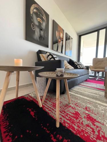 Unforgettable Experience in a Modern Apartment!