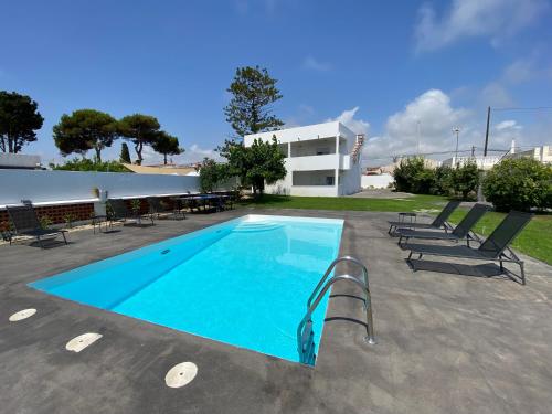 Bazén v ubytování Bungalow con encanto y vistas al mar nebo v jeho okolí