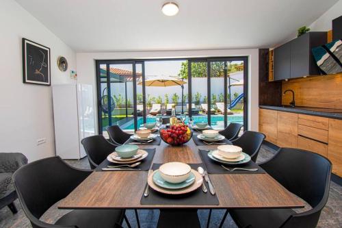 Villa Paradise in Medulin - by Istrabook