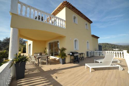 Photo de la galerie de l'établissement Le loft des mimosas proche de cannes, à La Roquette-sur-Siagne