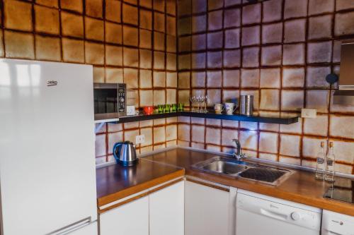 Kuchyň nebo kuchyňský kout v ubytování Casa Alseda en Las Merindades