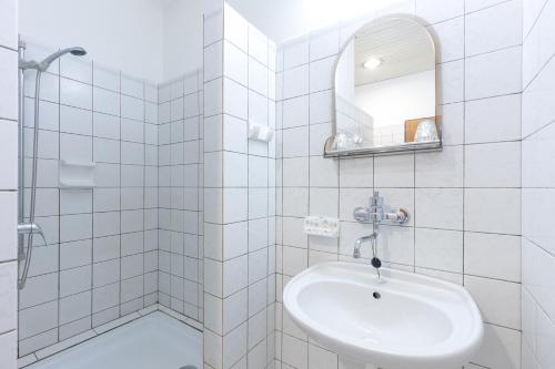 Koupelna v ubytování Hotel Slovan Plzeň