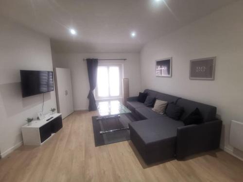 Smart house airport CDG, Astérix