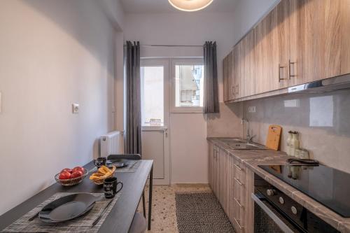 SOKOS Residence, 1' walk from Aghios Ioannis Metro