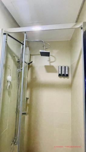 Bilik mandi di EJ Homes - Fame Residences