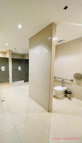 Bilik mandi di EJ Homes - Fame Residences