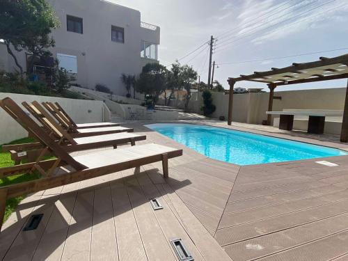 Gallery image of Seafront Villa Nefeli in Keratea