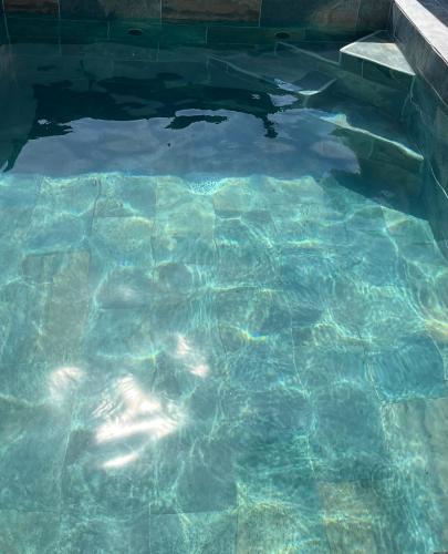 Πισίνα στο ή κοντά στο Bord de mer + piscine