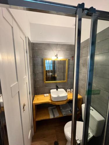 Gallery image of Notos Sea Front Apartment in Glóssa