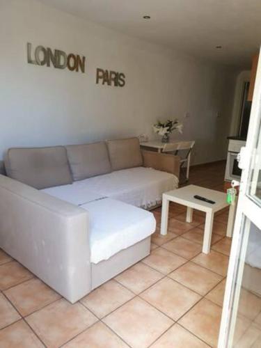Appartement C dans une villa avec piscine & jacuzzi photo 16