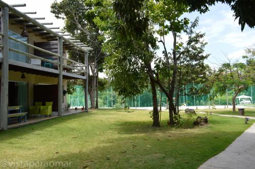 Κήπος έξω από το Studio Luxo Ecológico.