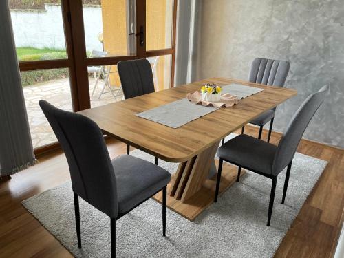 Φωτογραφία από το άλμπουμ του EGGO APARTMENT - Oasis Beach Apartments Kamchia σε Dolen Bliznak