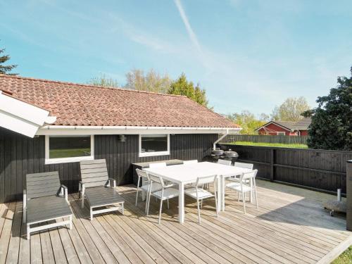  Vibrant Holiday Home in Slagelse near Sea -  Room  picture :   Tea/Coffee maker    Shower    TV                           