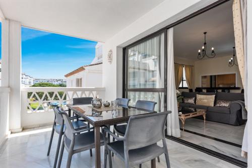 Beachside Puerto Banus Stunning Apartment 312