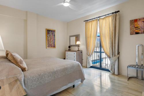 Beachside Puerto Banus Stunning Apartment 312
