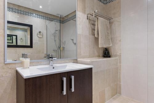 Beachside Puerto Banus Stunning Apartment 312