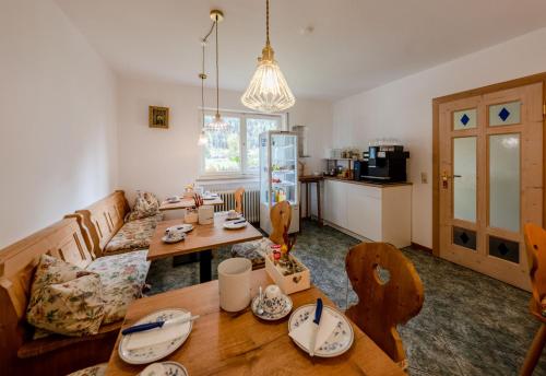 Posezení v ubytování Gästehaus Döring