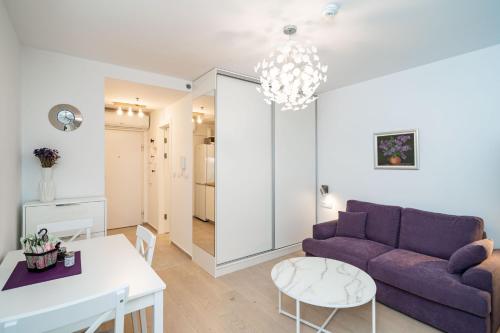 Posedenie v ubytovaní Lenka Apartment