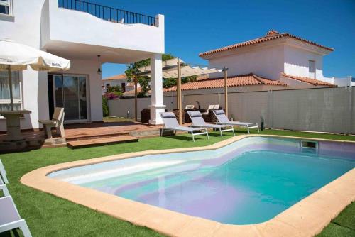 cosy villa with private pool