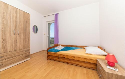 Lovely Apartment In Kastel Sucurac With Wifi