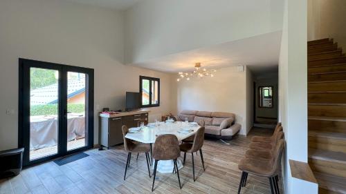Chalet Anthony – Photos 4