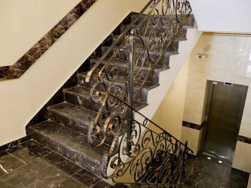 Φωτογραφία από το άλμπουμ του Stylish Sea View Apartment 3 Min to Beach Balcony & Comfort στο Πομόριε