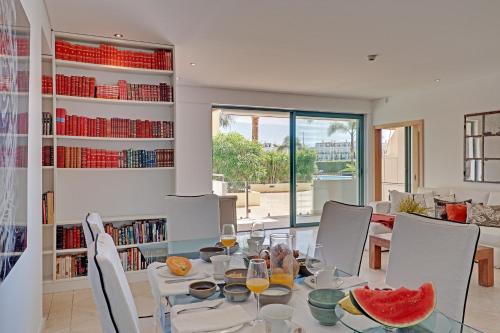 News Apartment