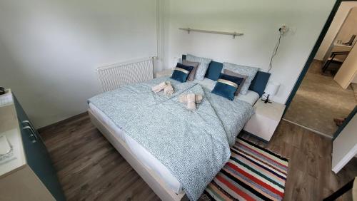 Gallery image of Gyöngyike Apartmanház Vonyarcvashegy in Vonyarcvashegy