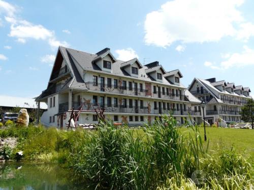 Budova, kde se aparthotel nachází